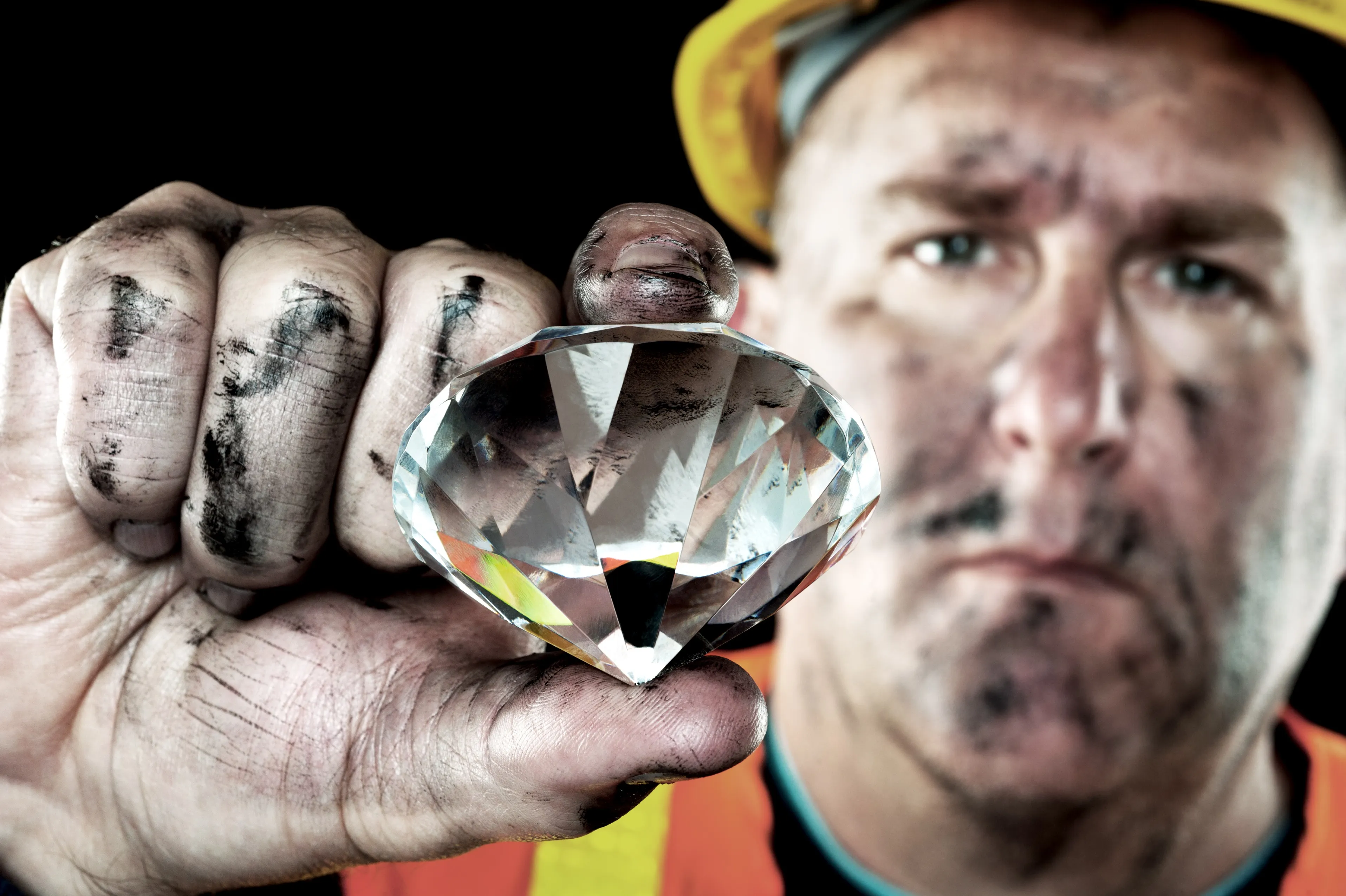Russia’s Diamond Giant Just Cut Ties With Foreign Software — And Built Its Own Communications Stack