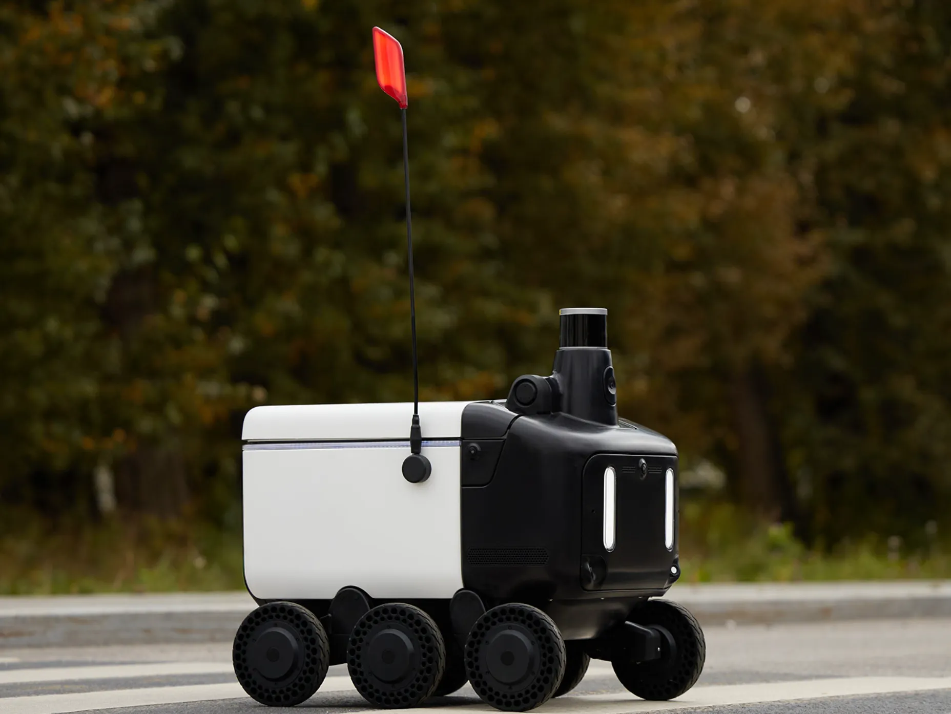 Yandex to Expand Robot Delivery to New Cities and Districts