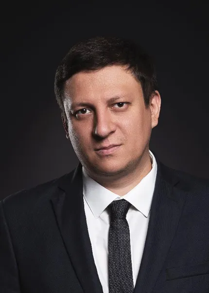 Денис Чернявский