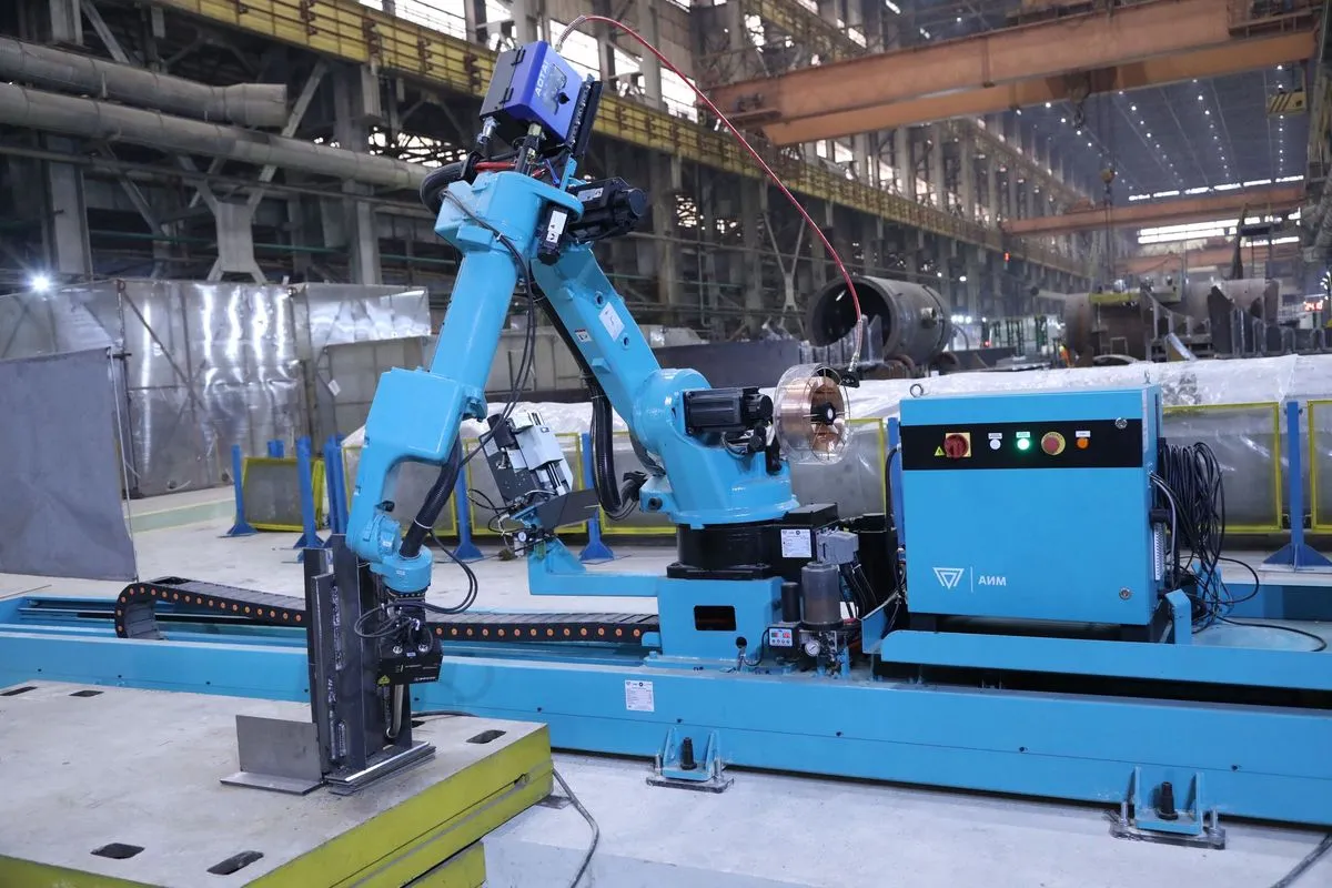 Robot Welder at a Russian Plant Works Twice as Fast as a Human