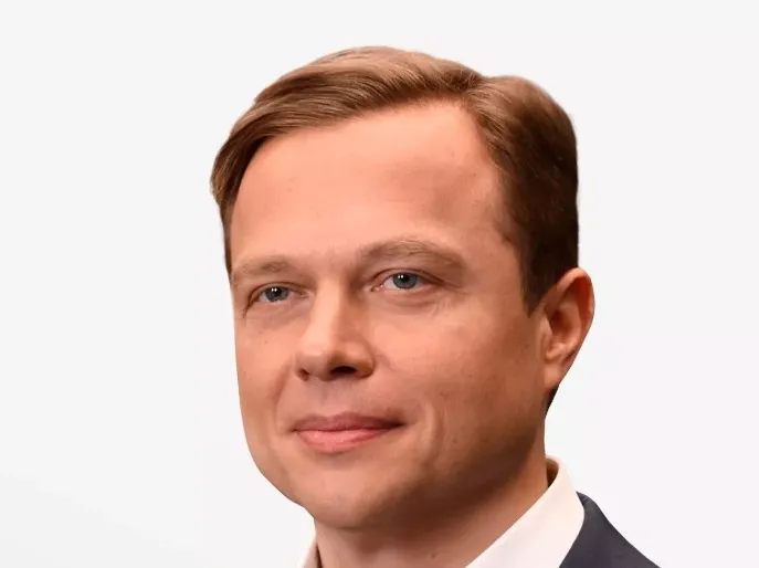 Максим Ликсутов