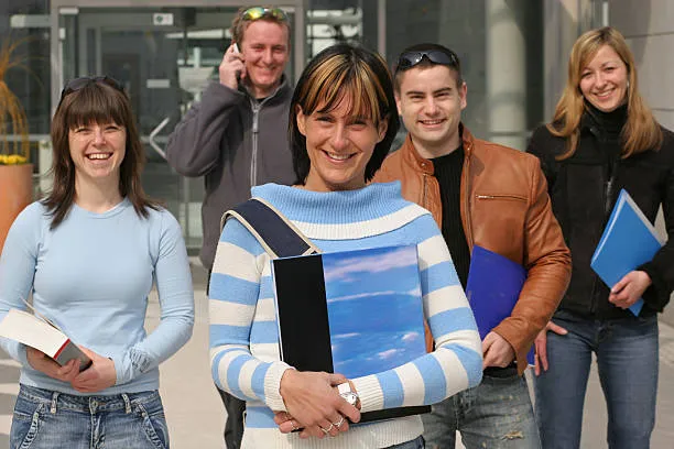 В российский мессенджер МАХ добавили студенческие сервисы: от расписаний до навигации