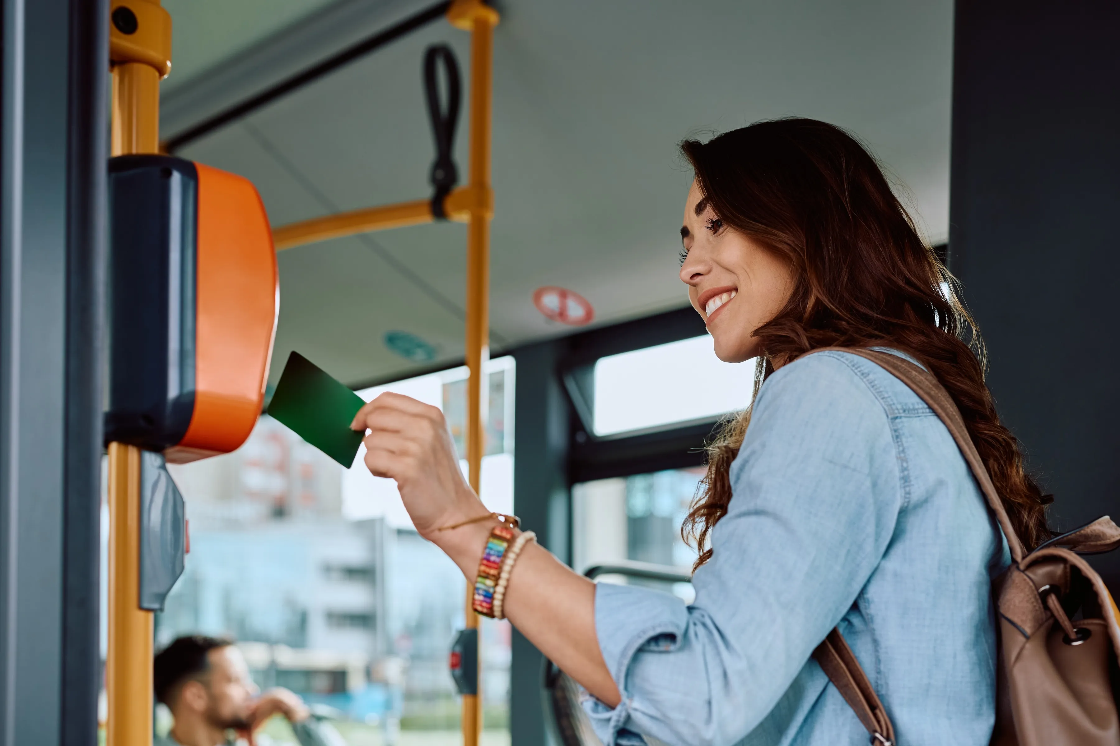 Public Transport Card Services Top Digital Usage Rankings in Moscow Region