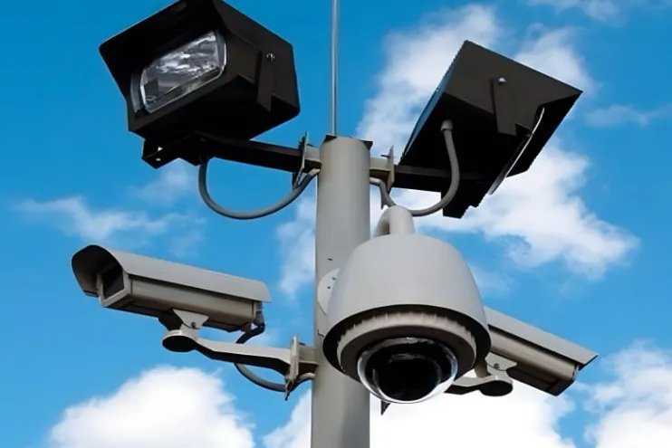 Cars on Russian Roads Are Riding a “Green Wave”