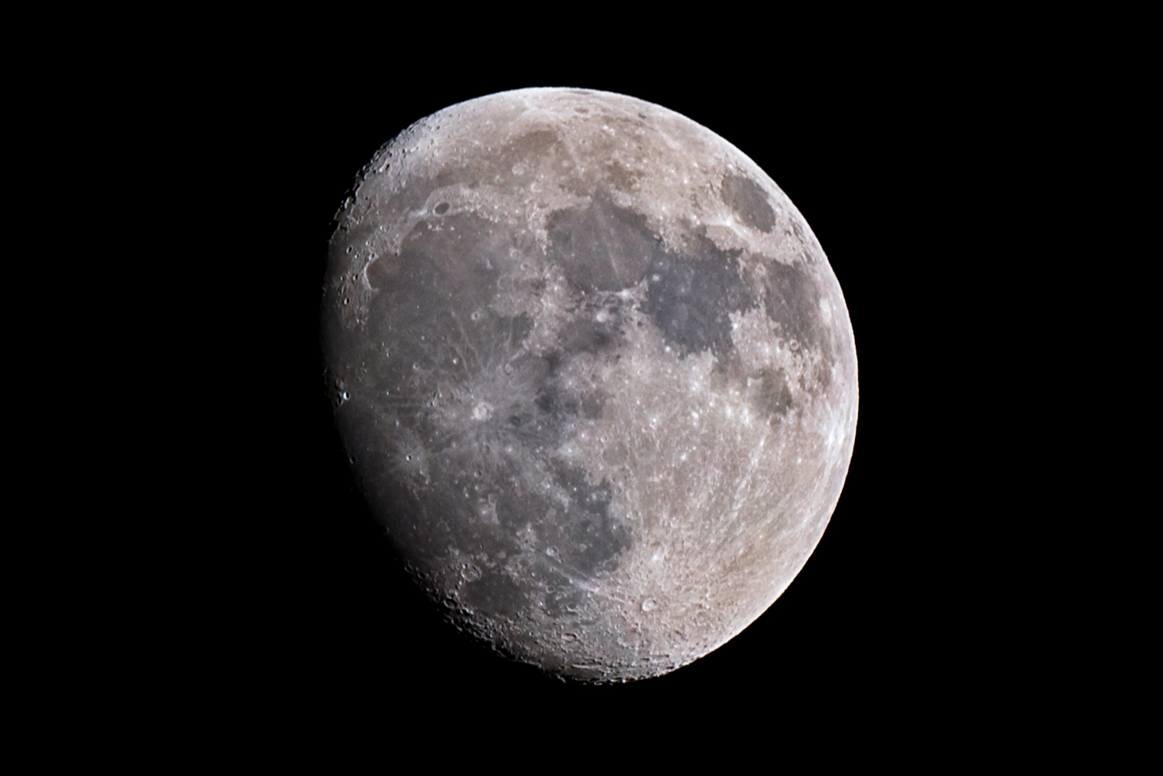 Russia Plans to Deploy World's First Lunar Nuclear Power Plant by 2030