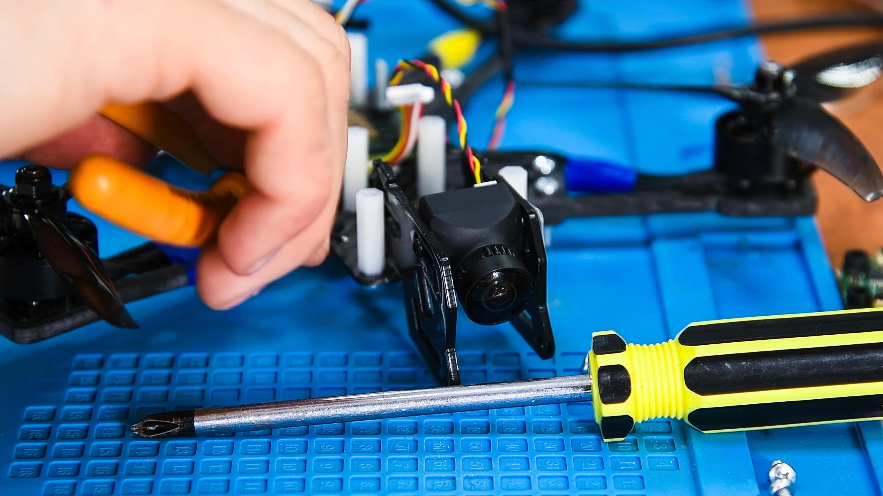 Russia to Expand Drone Centers for Robotics Development