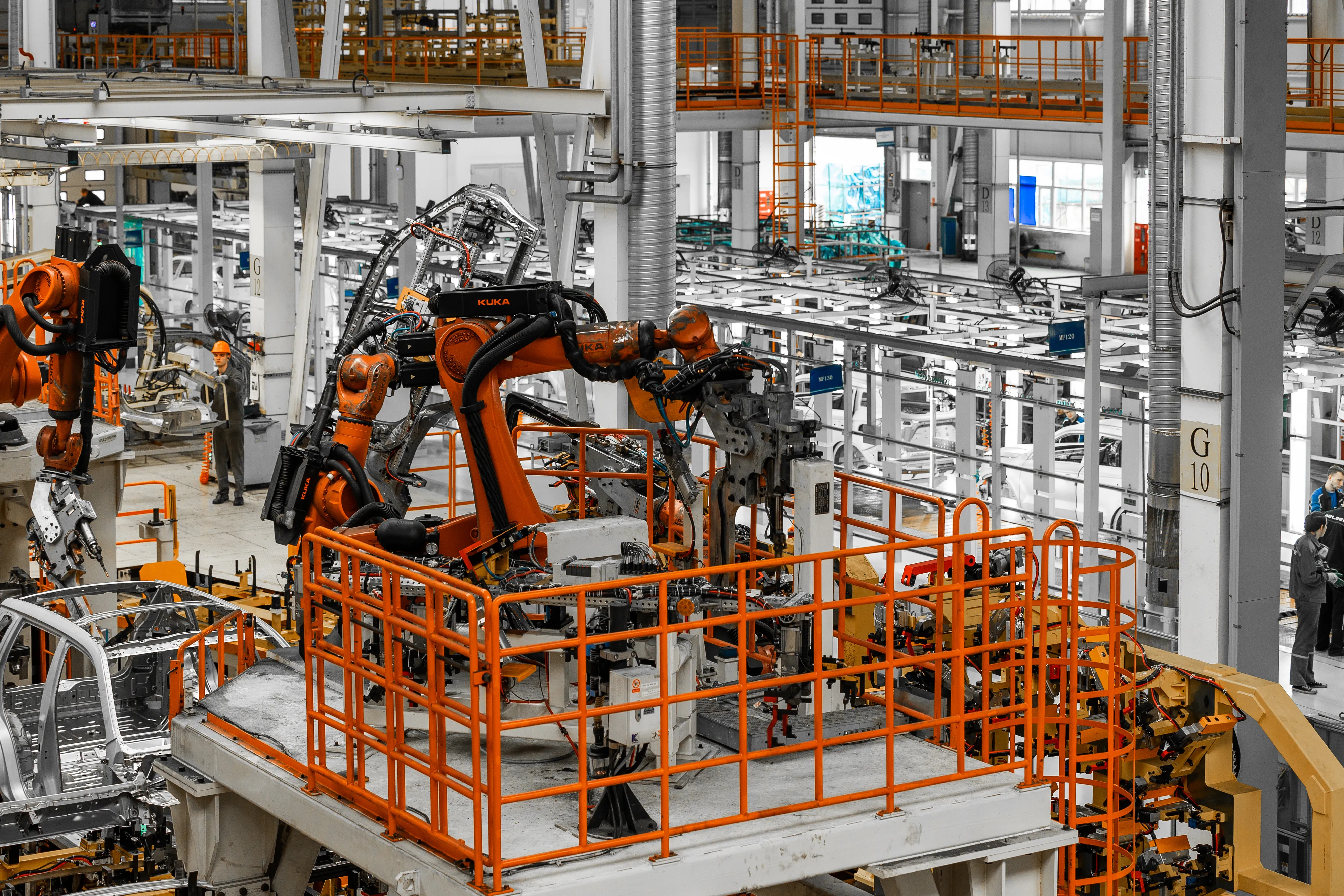 Russian Factory to Boost Production Sixfold with Robotic Systems