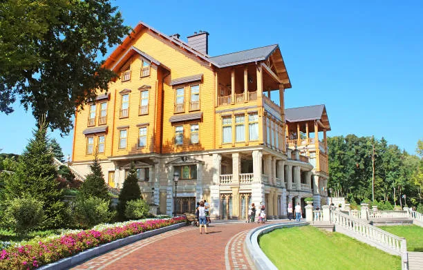 Russia Puts Hotel Management Into a Smartphone