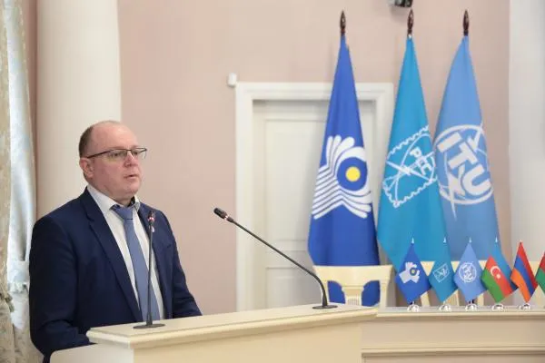 Денис Андреев