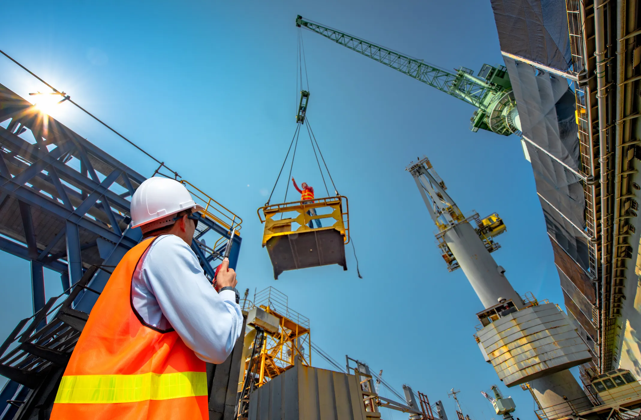 Russian Steel Plant Shifts Industrial Cranes to Remote Control
