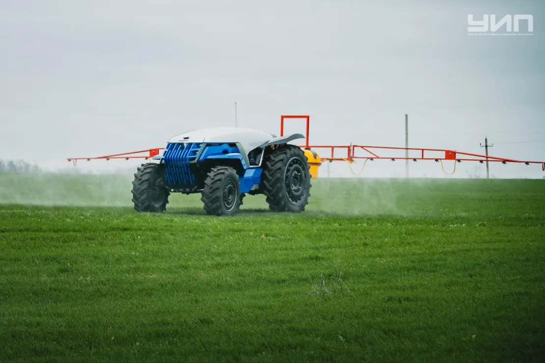 In Russia an Autonomous Tractor Passes Field Trials