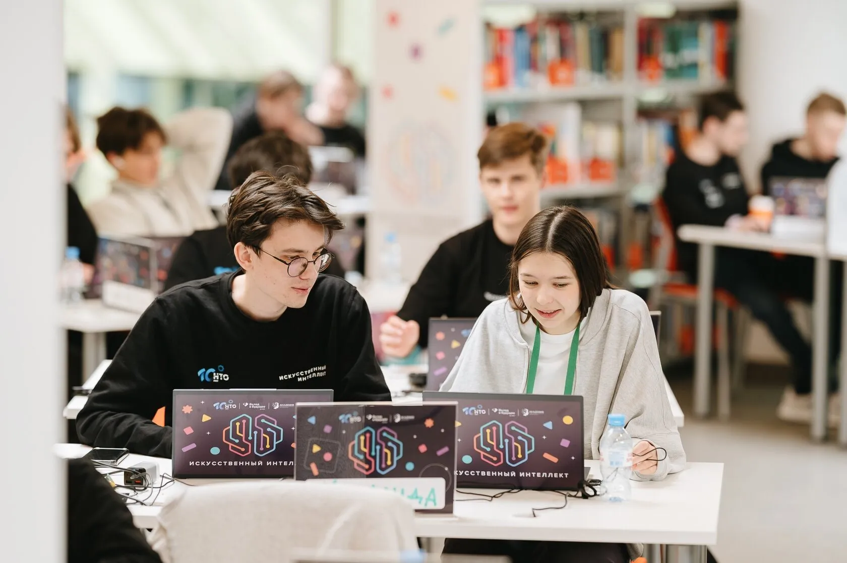 Магистранты Дальневосточного федерального университета создали ИИ-платформу для генерации игровых уроков