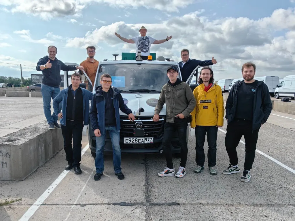 Russia Tests Driverless Electric Truck in Long-Distance Cargo Trial