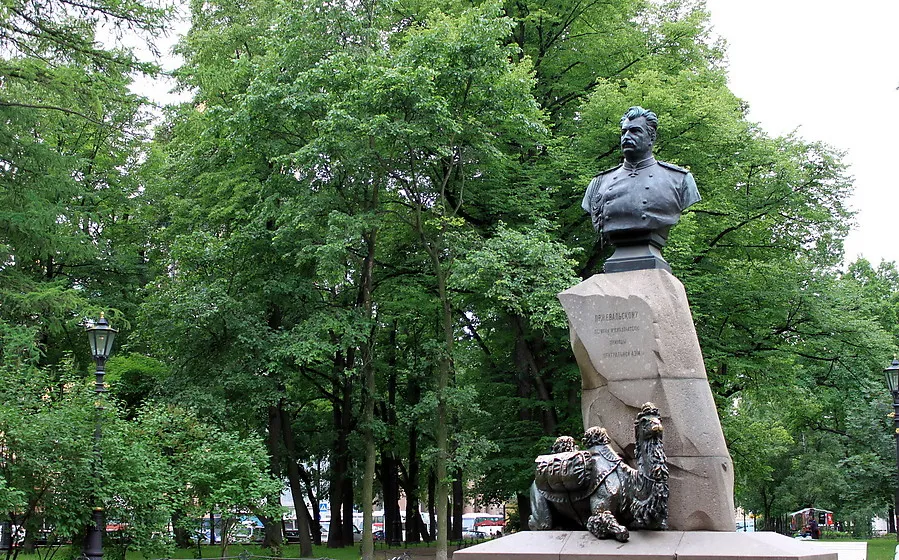 Искусственный интеллект защитил петербургский памятник Пржевальскому от вандализма