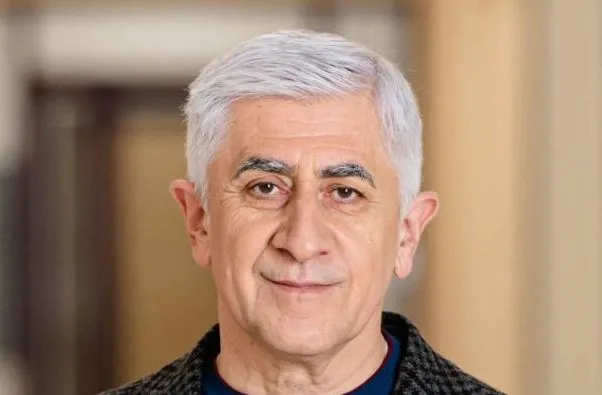 Михаил Погосян