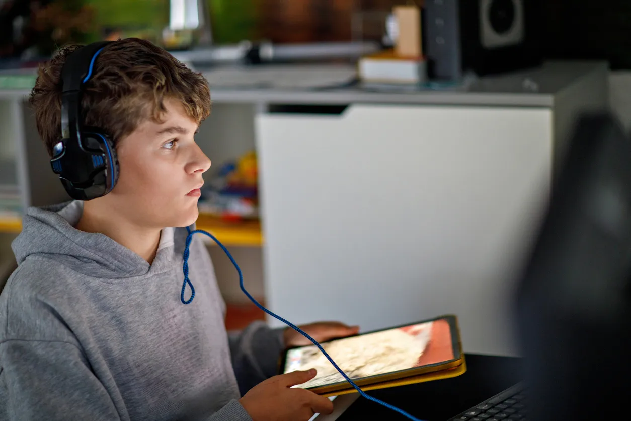 Crimea to Launch Phygital Sports Electives for Schoolchildren