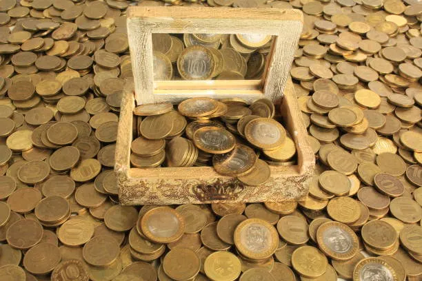 In Russia, AI Assistants to Help Families Save on Household Budgets