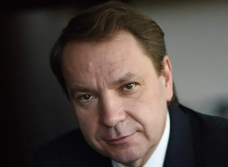 Станислав Кузнецов