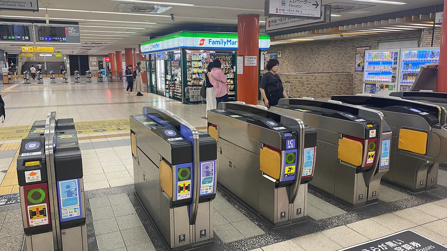 Photo - Moscow Farewell to Imports: Turnstiles Go Fully Domestic