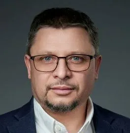 Максим Илюхин