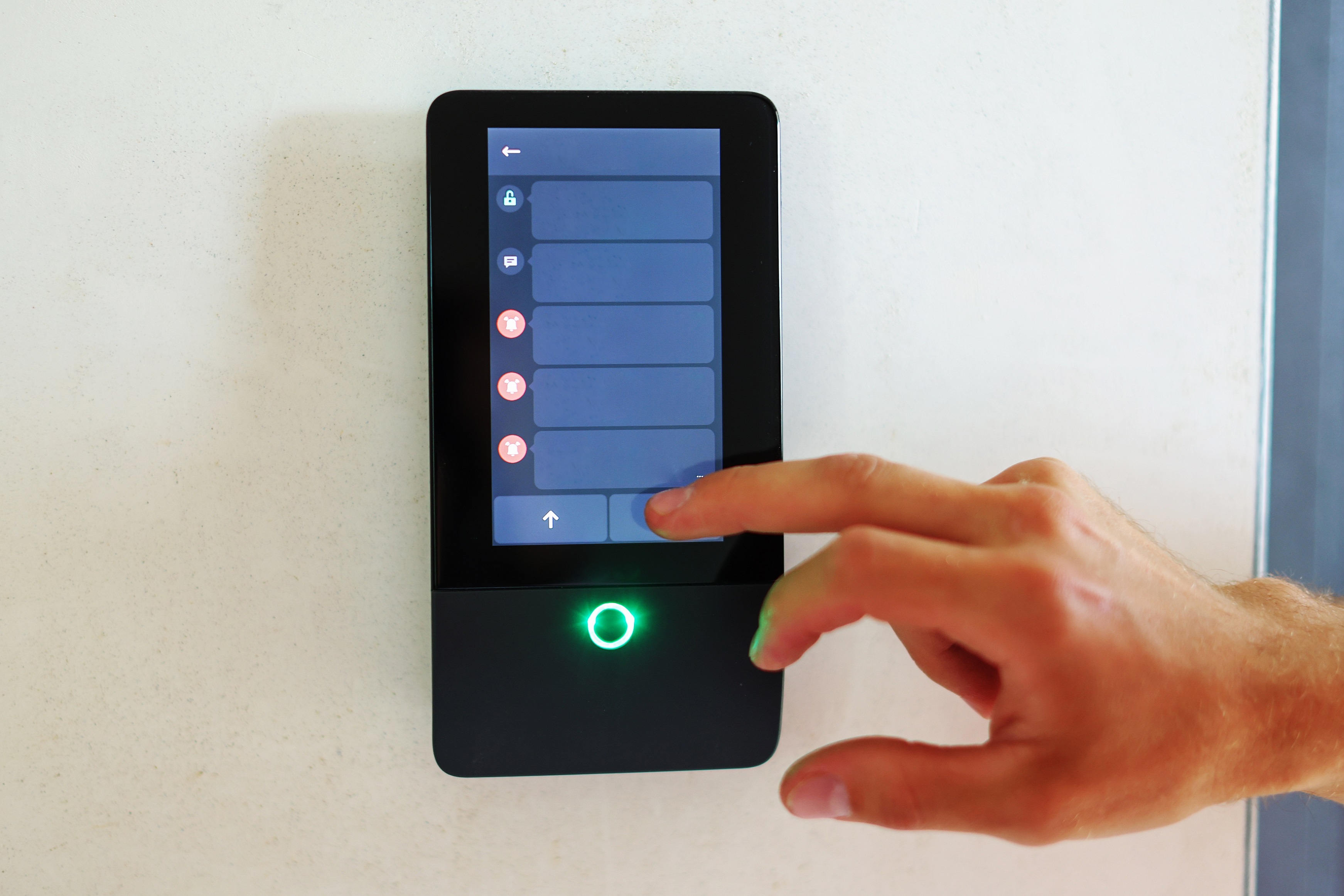 Moscow Introduces AI Voice Assistant to Manage Apartment Buildings