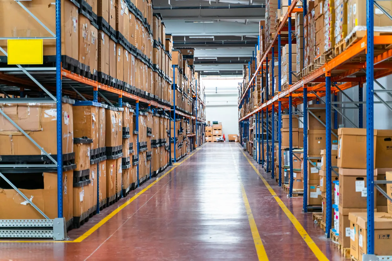 Russian Engineers Build Mobile Robots to Handle Heavy Warehouse Work