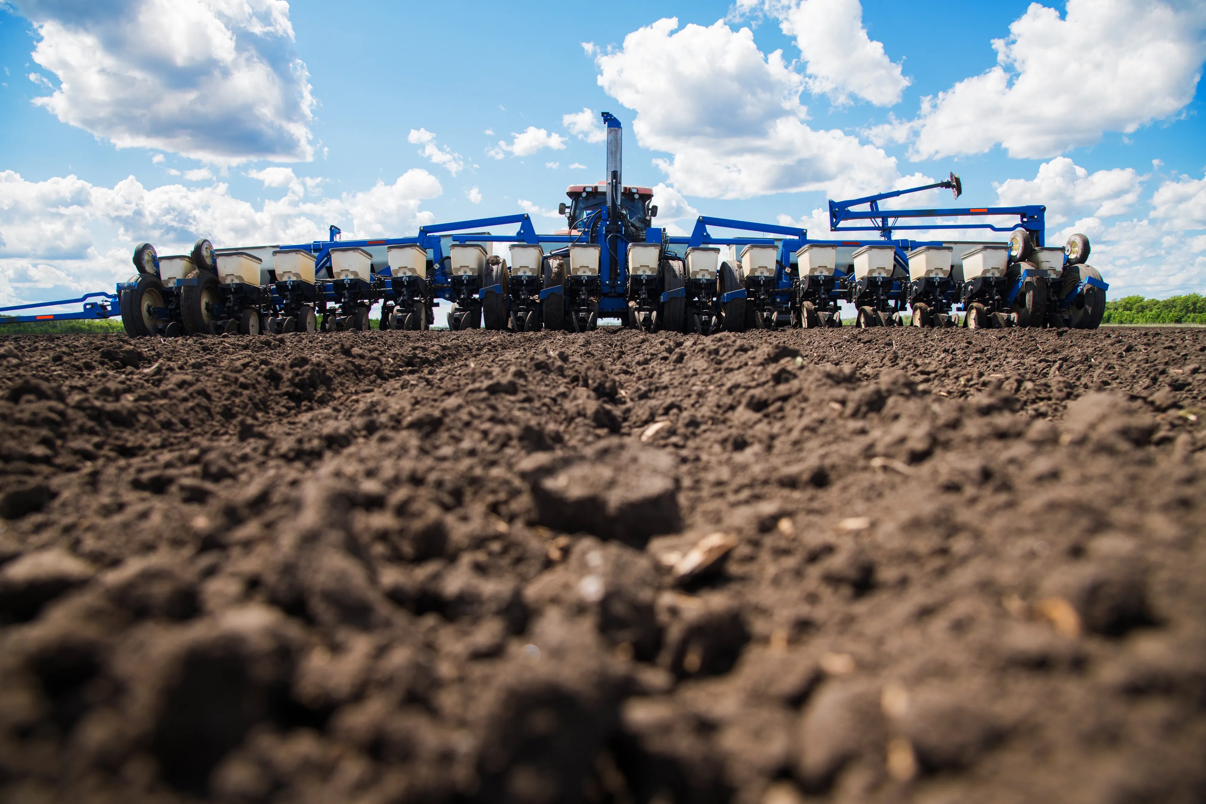 Russian Engineer Builds Remote-Control System for Seeders