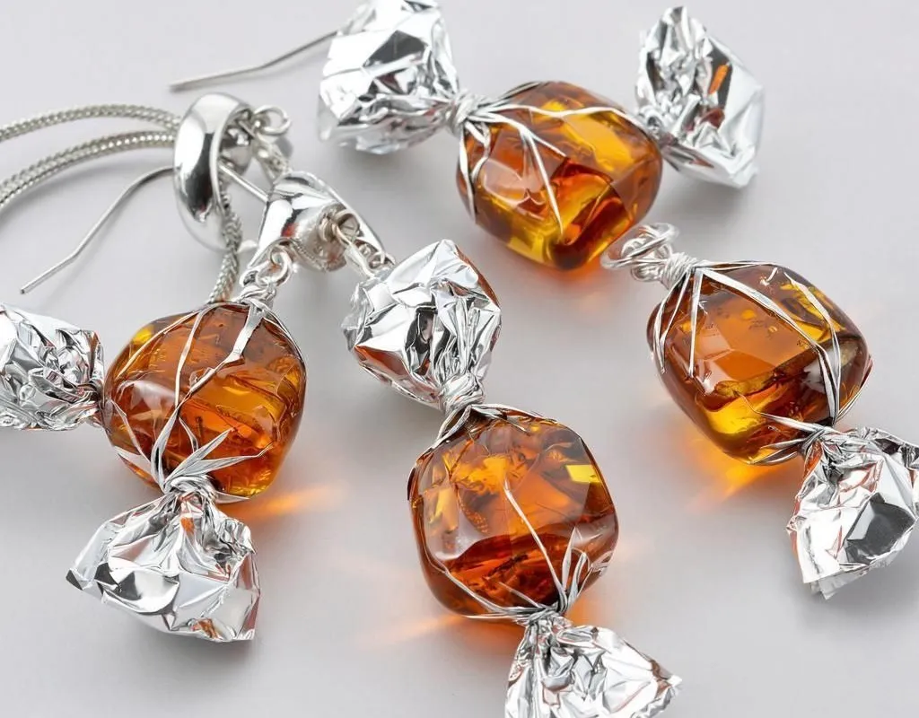 AI Designs Amber Jewelry for Russia’s Amber Combine