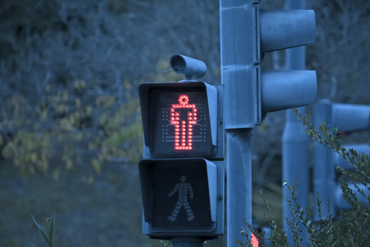 Russia Unveils Ultra-Efficient Smart Traffic Light at INNOPROM-2025