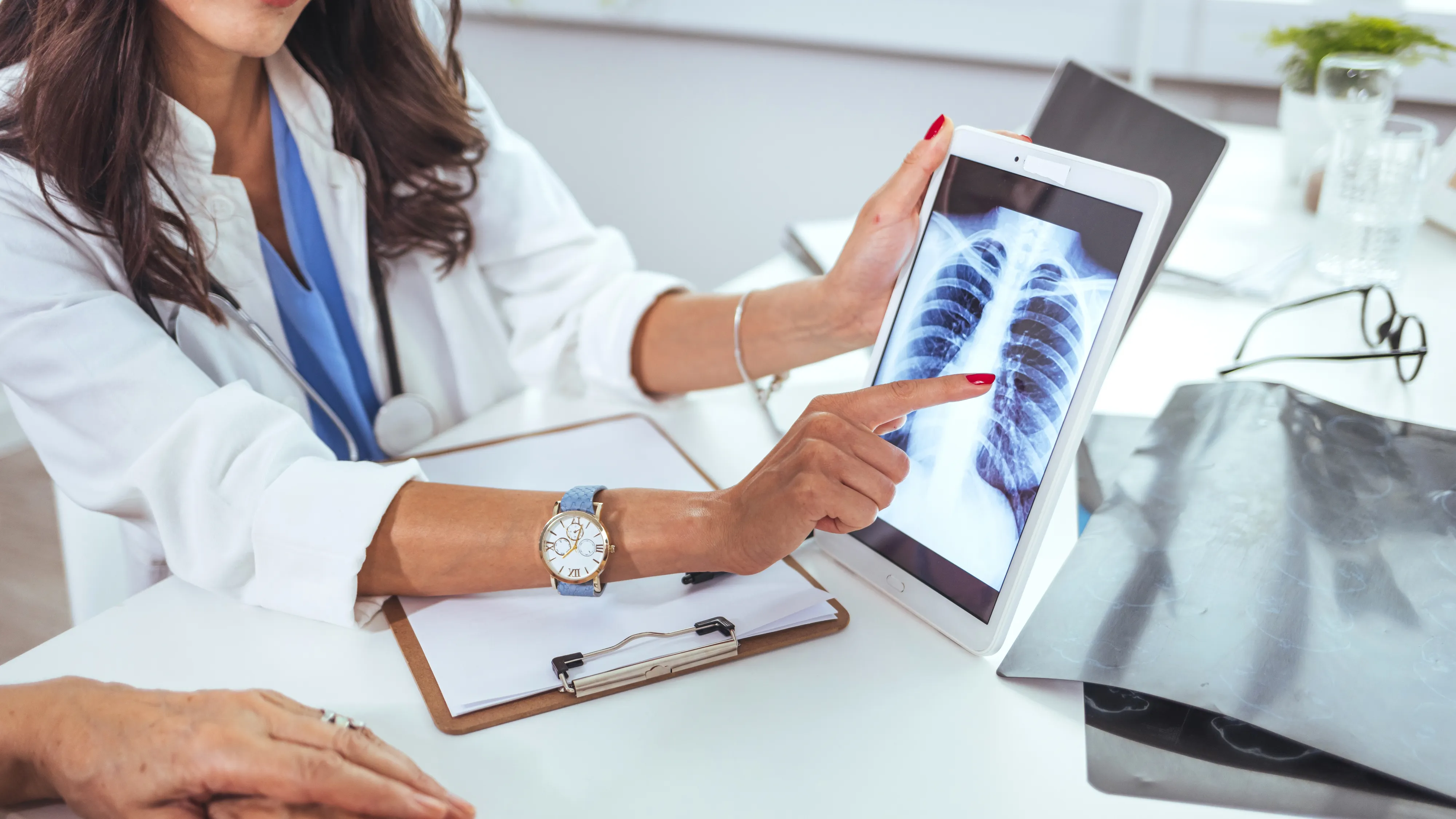 Russian Scientists to Develop AI-Powered Breath Test for Early Lung Cancer Detection
