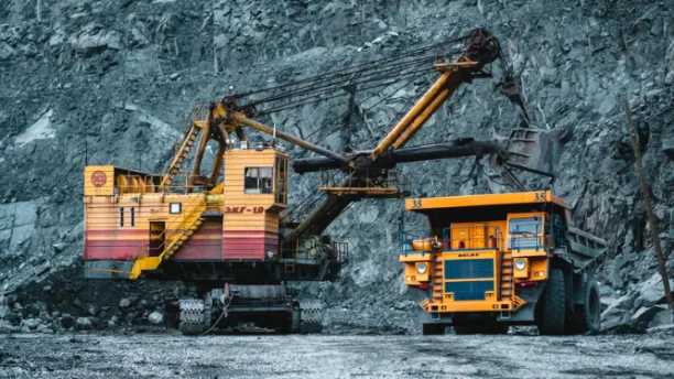 Kachkanarsky Mining and Processing Plant Moves Dump Truck Maintenance Planning to Digital System
