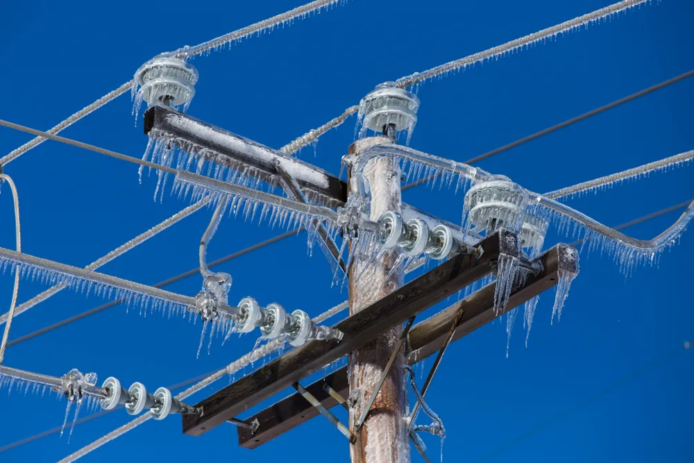 Russian Scientists Patent a Drone to Combat Ice Accumulation on Power Lines