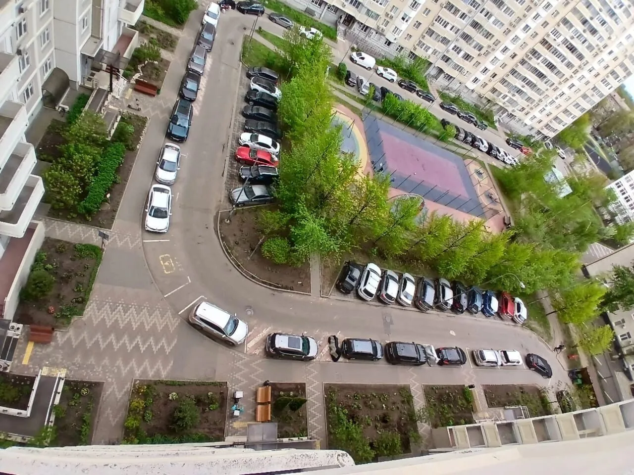 Electronny Dom Expands Alert Features for Moscow Car Owners