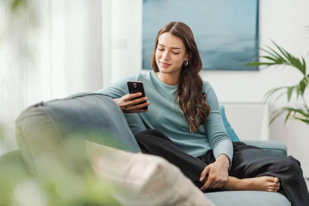 Russian Regions Add New Public Services to the MAX Messenger