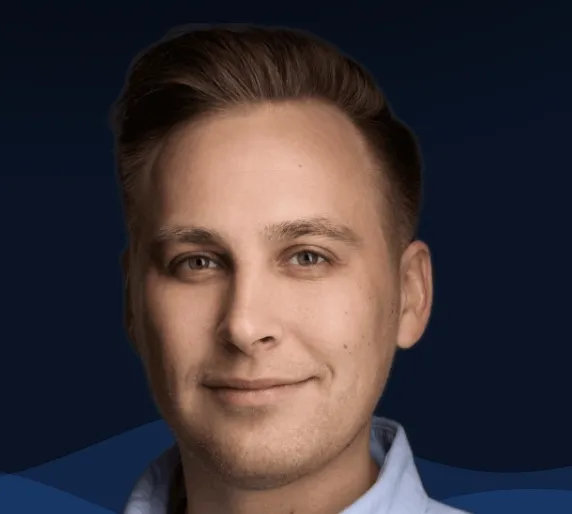 Владислав Лаптев