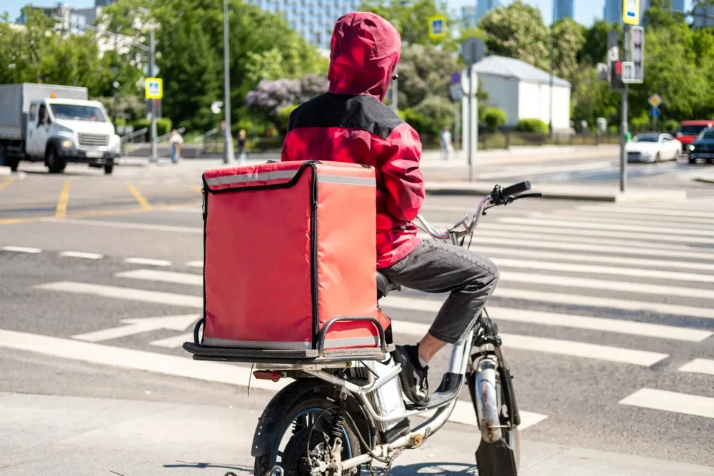 ‎In Russia, AI Will Remind Cyclists to Follow Traffic Rules