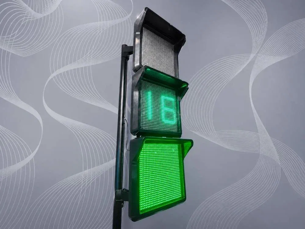 Shvabe Holding Presents “Smart” Traffic Light for Polar Regions