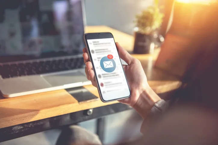 Russia Plans National Messaging App with Integrated Government and Banking Services