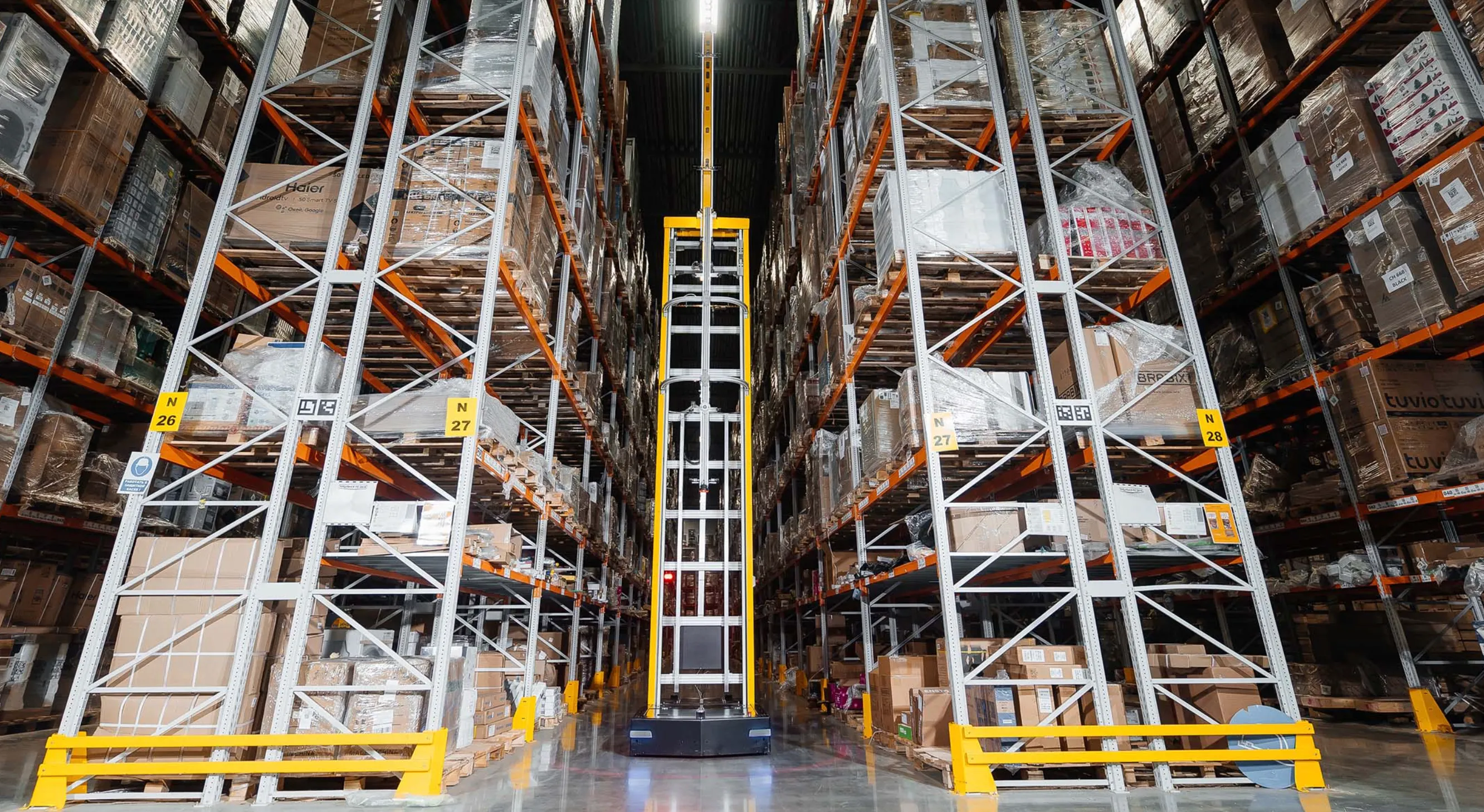 Inventory Robots Deployed at Russian Warehouse