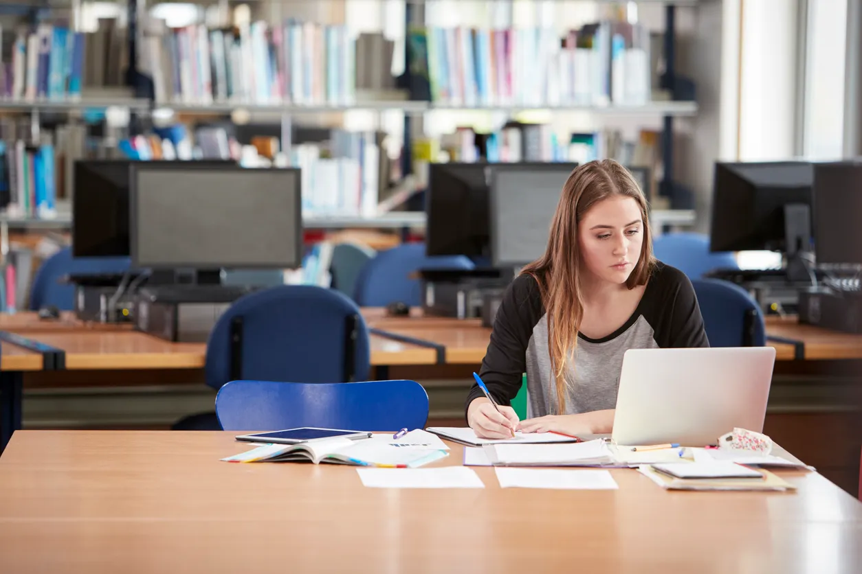 Russia Launches AI-Detection Tool to Track How Students Use Chatbots