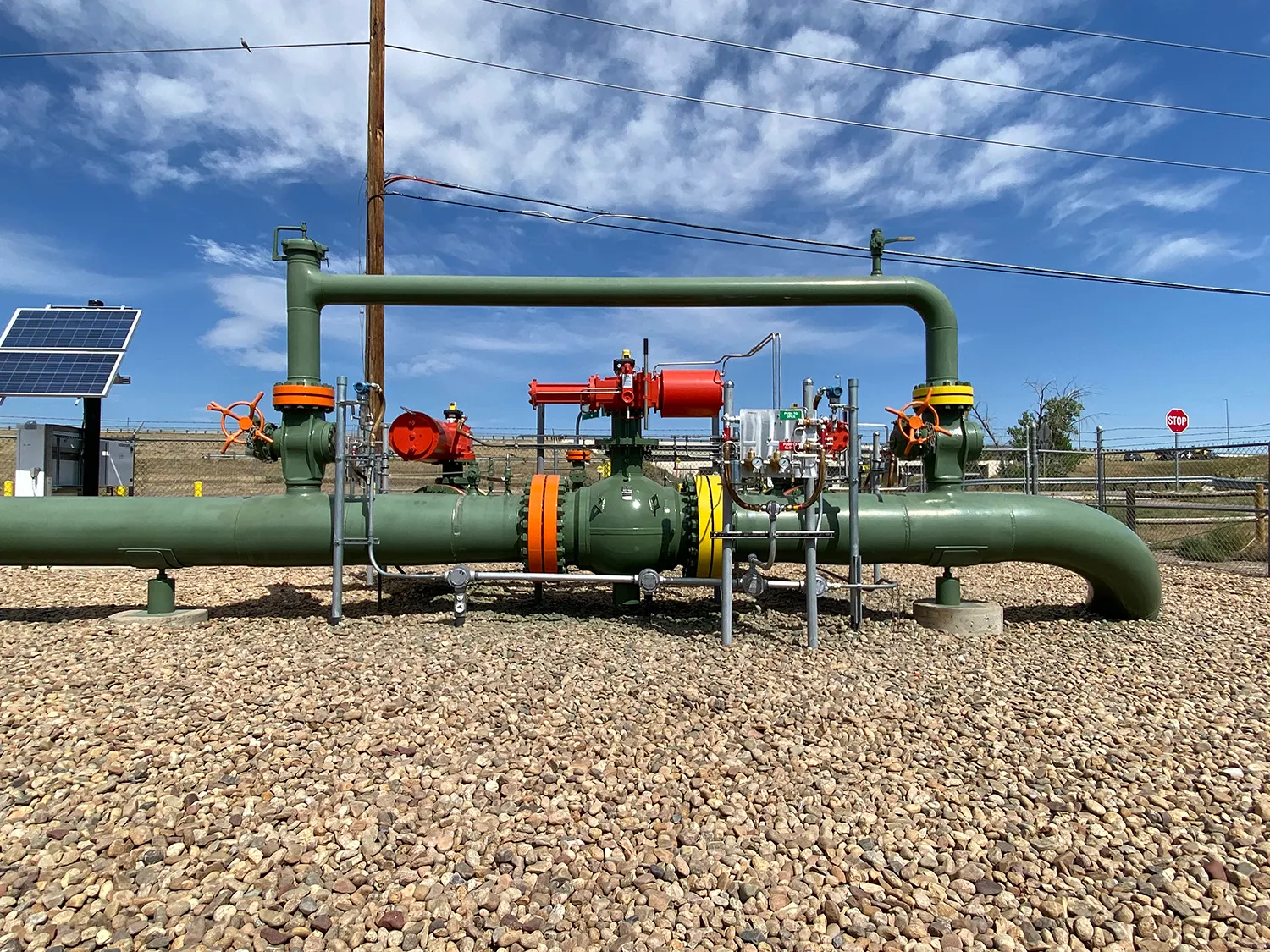 Photo - Digital Shale Twin Points the Way
