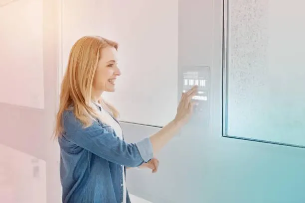 Novosibirsk Company Develops Smart Windows Controlled by Smartphone