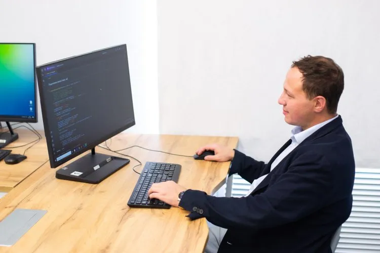 AI to Assist Russian Ophthalmologists
