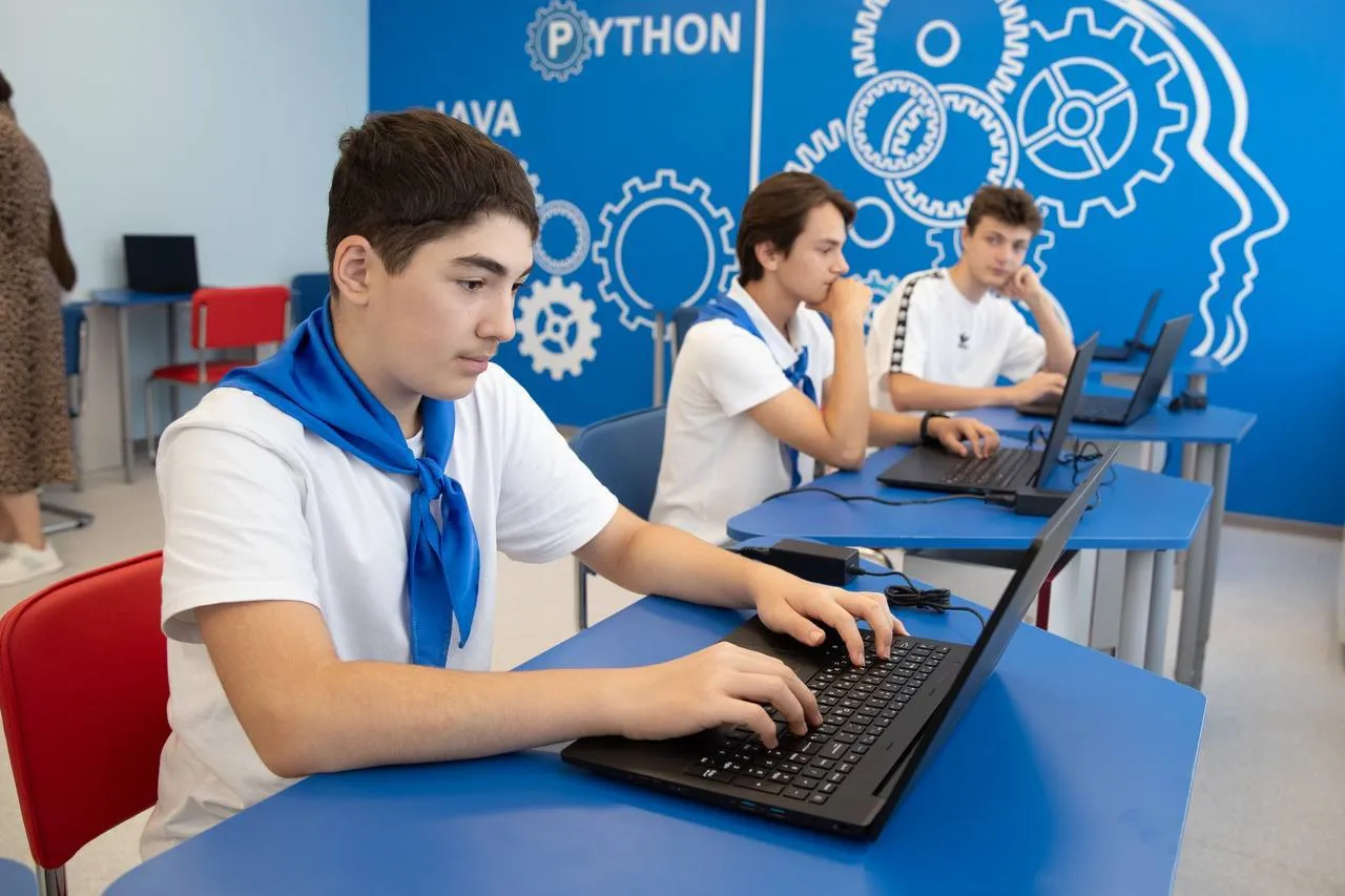 Karachayevo-Cherkesiya to Launch Chatbots for Enrolling in After-School and Sports Programs