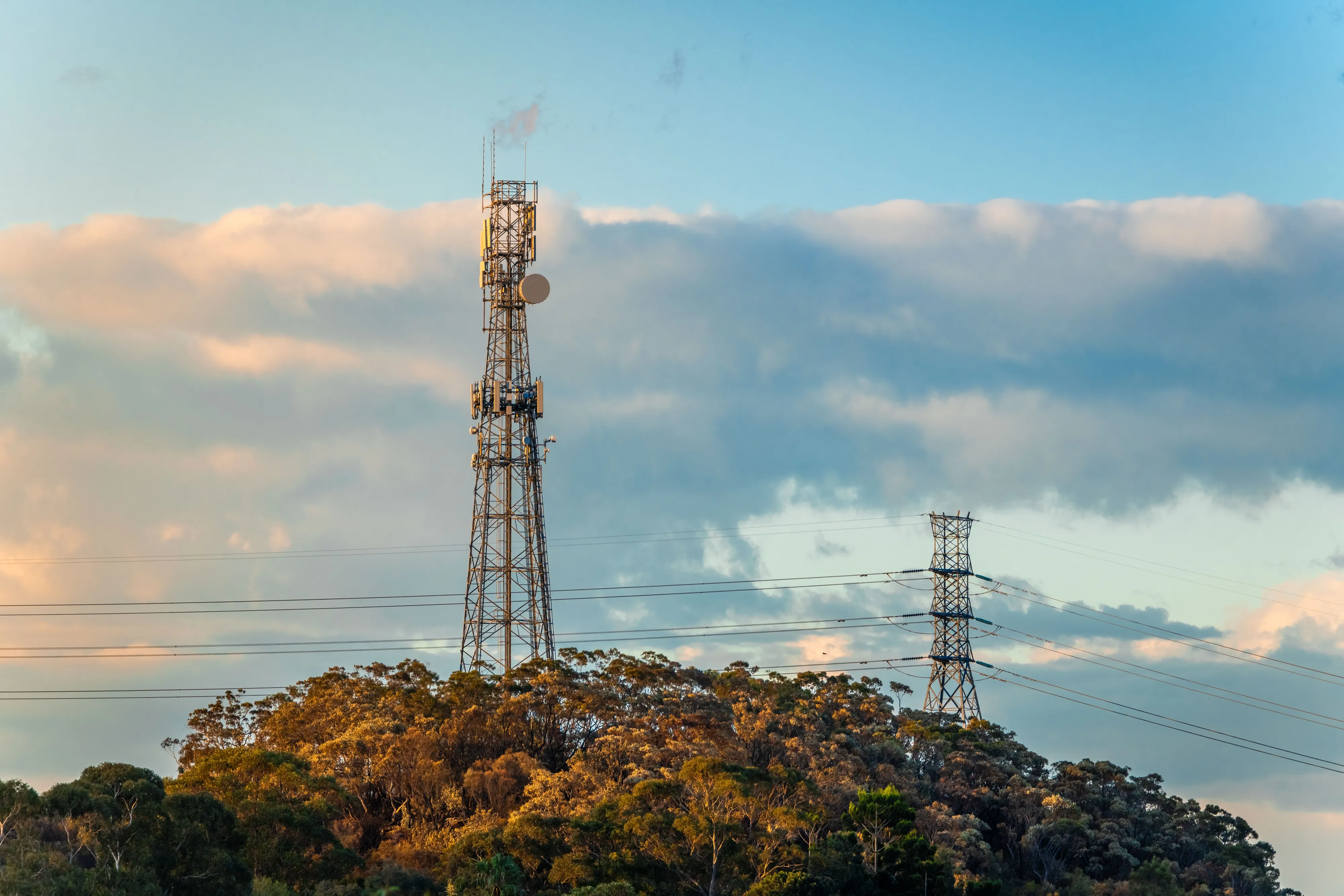 Russia Modernizes Donbas Power Grid with AI and Smart Tech