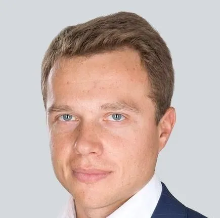 Максим Ликсутов