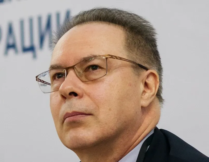 Михаил Лаврентьев