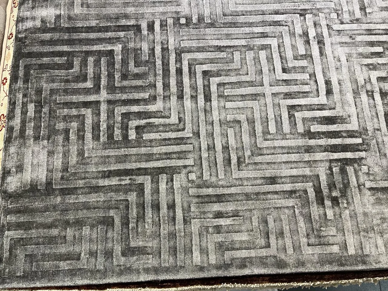 Ковер ручной работы Viscose Geometry