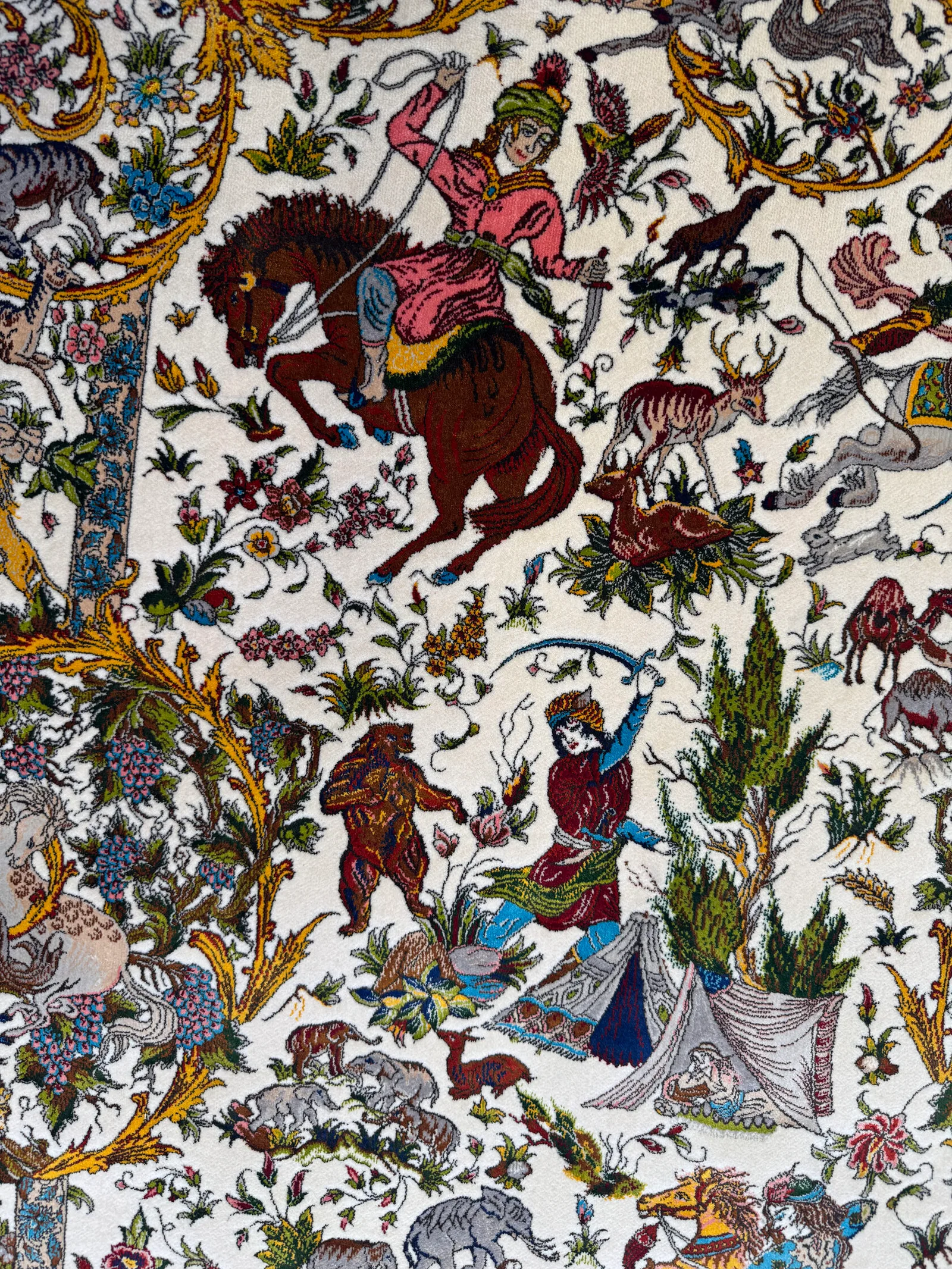 Ковер машинной работы Hunting