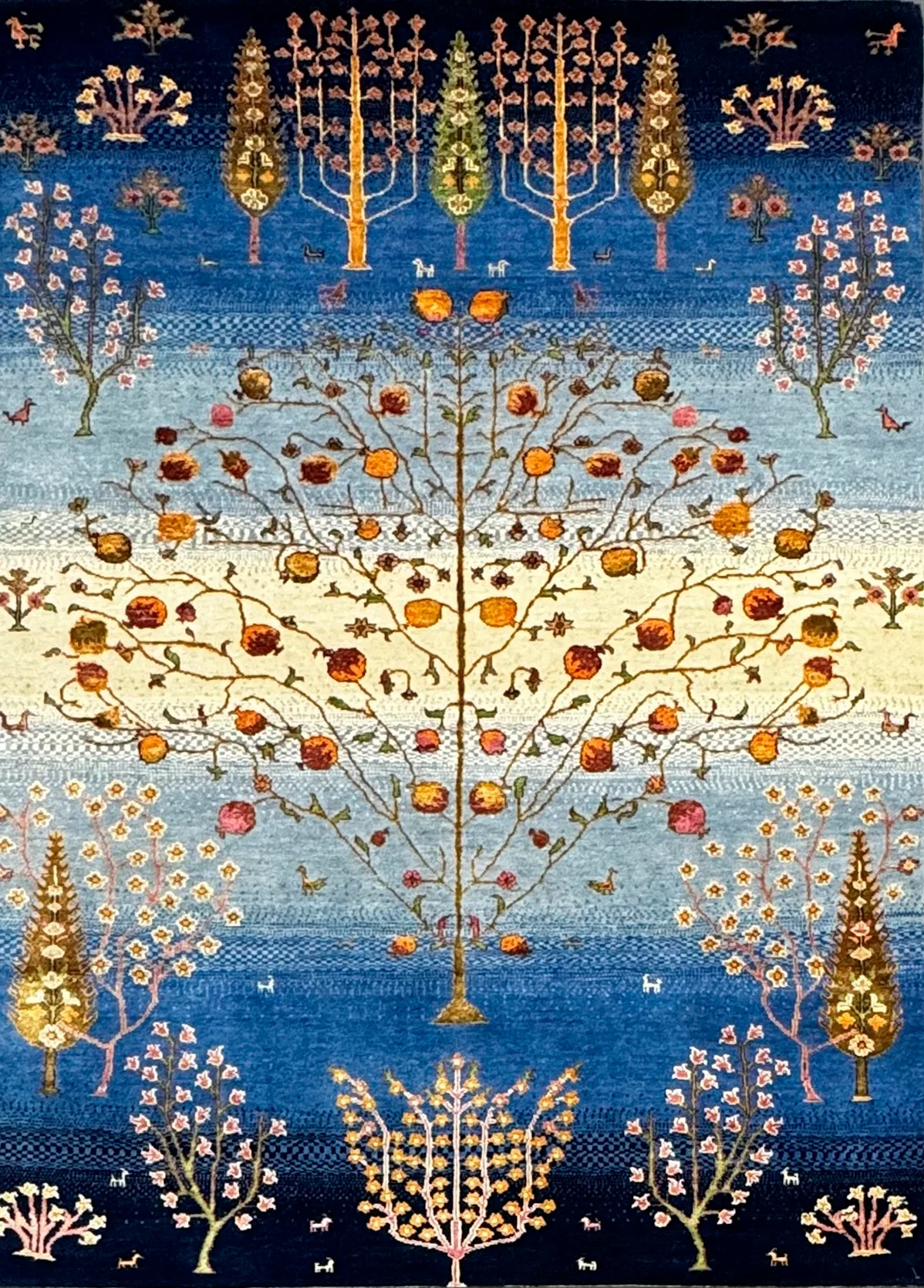 Ковер ручной работы Tree of Life Embrace